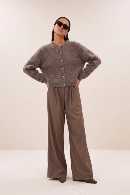 vasile cardigan | dark biscuit