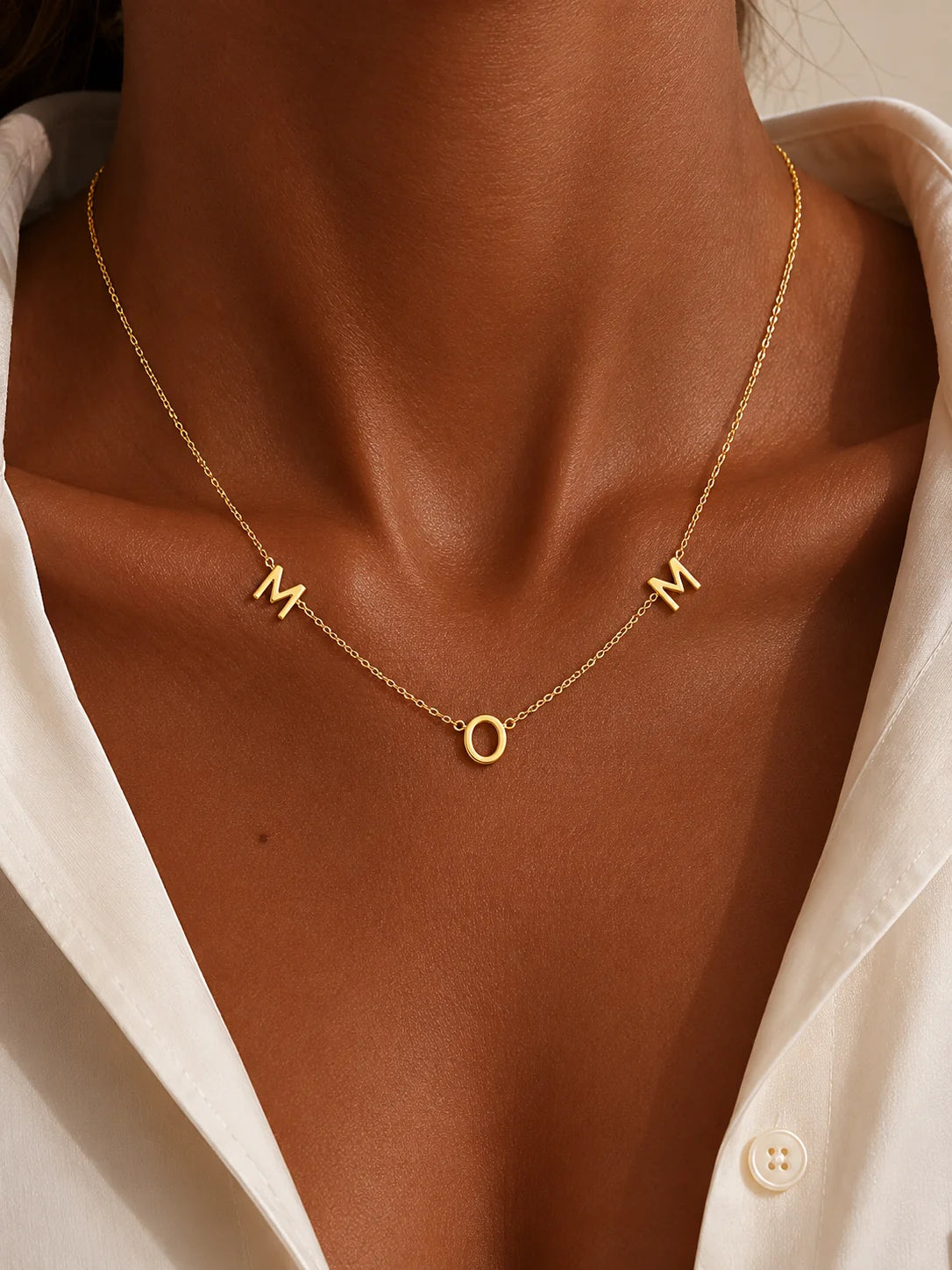Mom NECKLACE - Gold