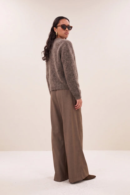 vasile cardigan | dark biscuit